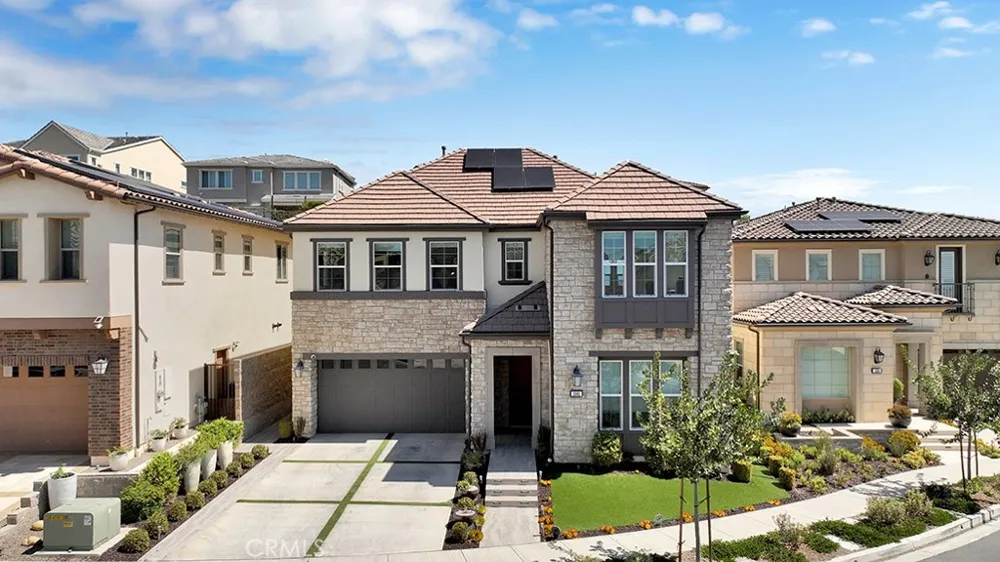 1581 Viejo Ridge S Lake Forest, CA 92610