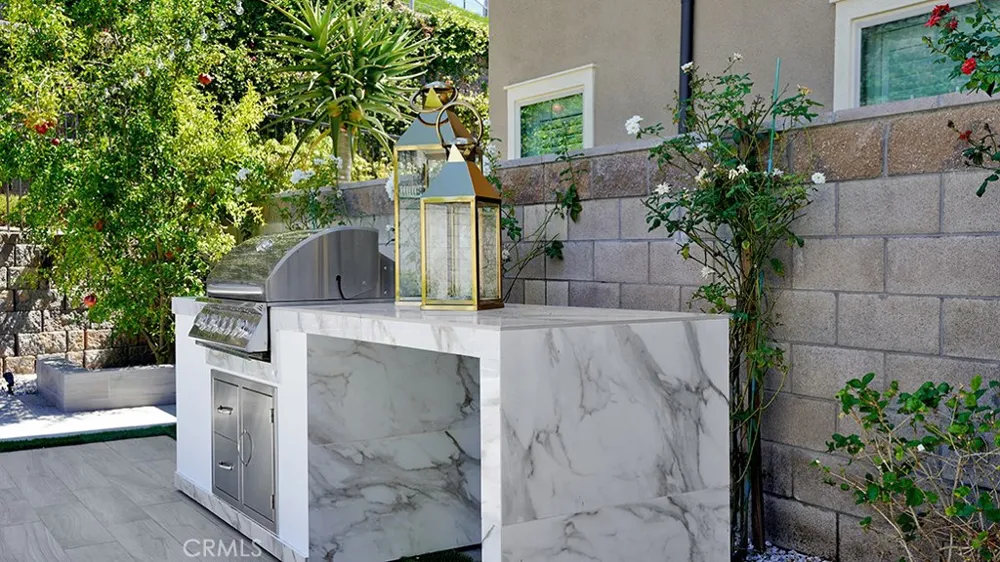 1581 Viejo Ridge S Lake Forest, CA 92610