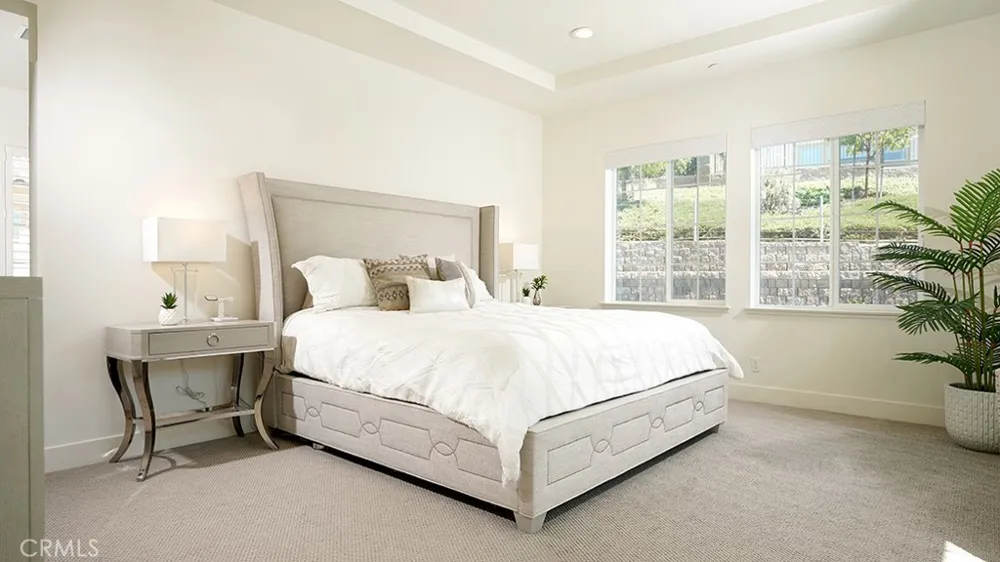 1581 Viejo Ridge S Lake Forest, CA 92610
