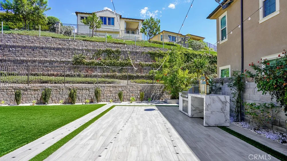 1581 Viejo Ridge S Lake Forest, CA 92610