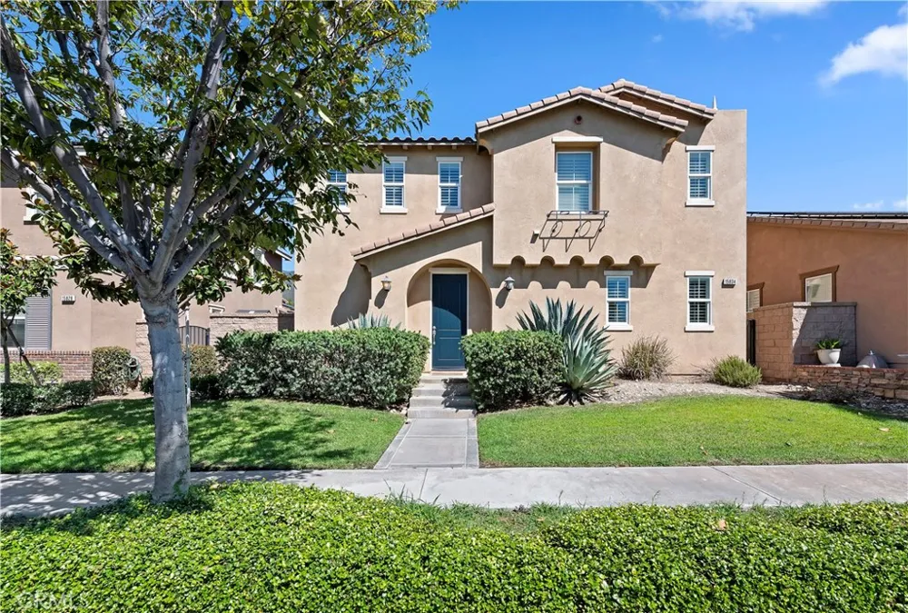 15834 Vienna Fontana, CA 92336