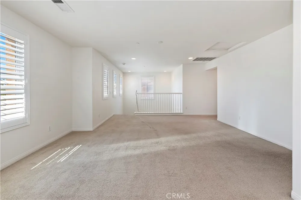 15834 Vienna Fontana, CA 92336