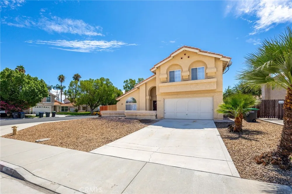 2561 Jeffery Hemet, CA 92545