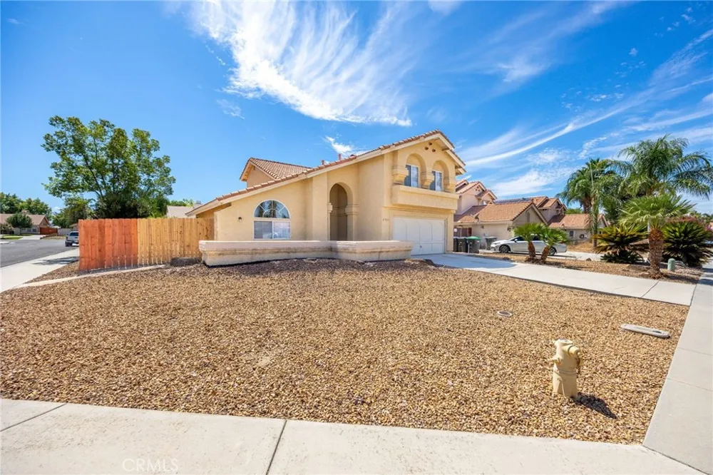 2561 Jeffery Hemet, CA 92545