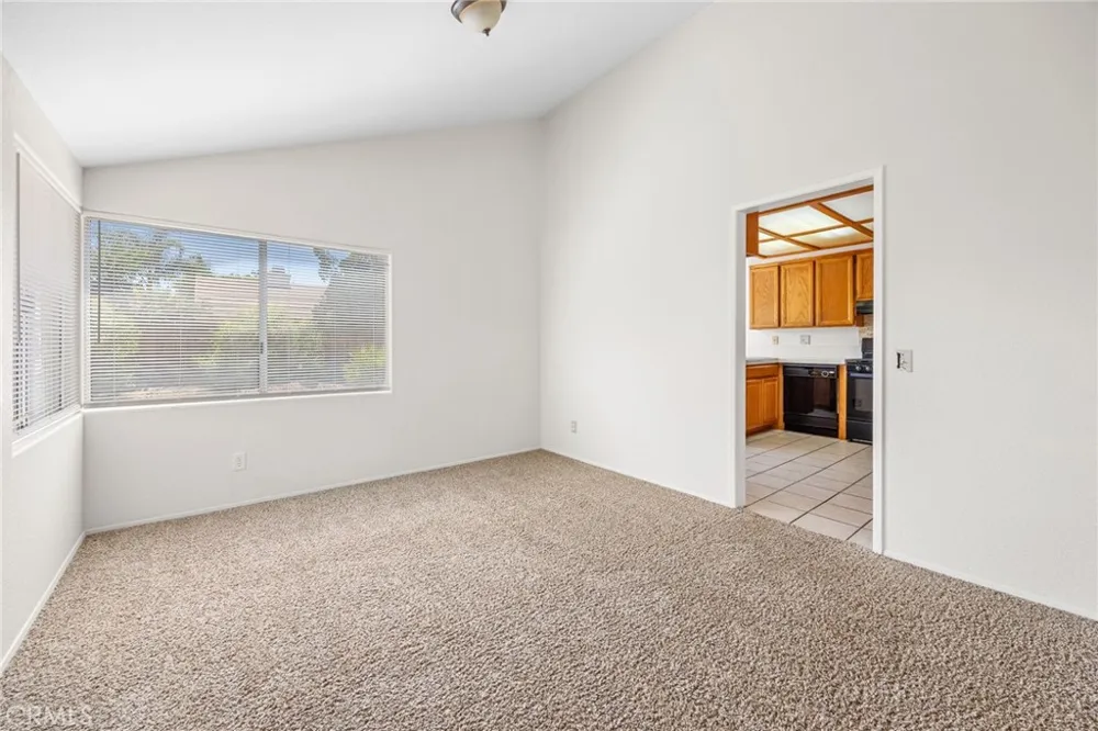 2561 Jeffery Hemet, CA 92545