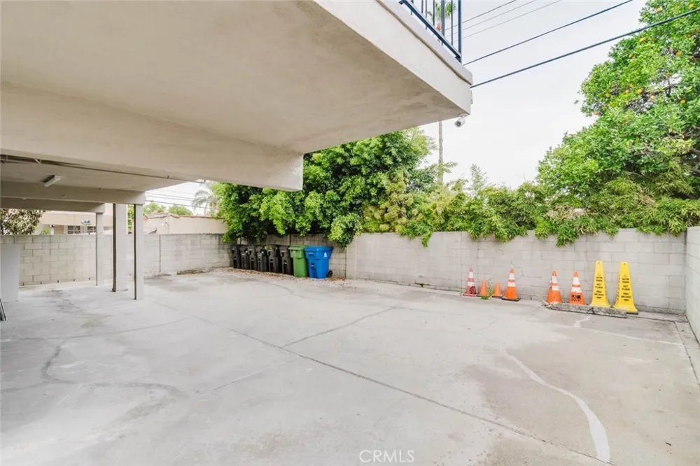 3406 Garden #6 Los Angeles, CA 90039