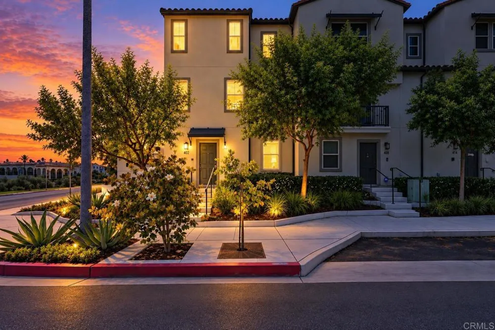 402 Carina Glen Escondido, CA 92029