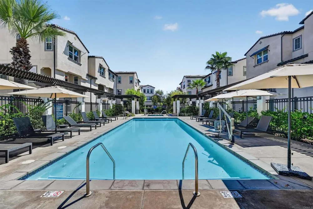 402 Carina Glen Escondido, CA 92029