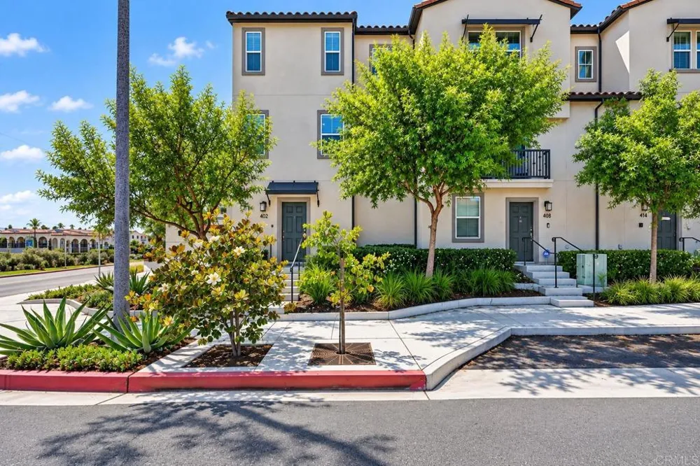 402 Carina Glen Escondido, CA 92029