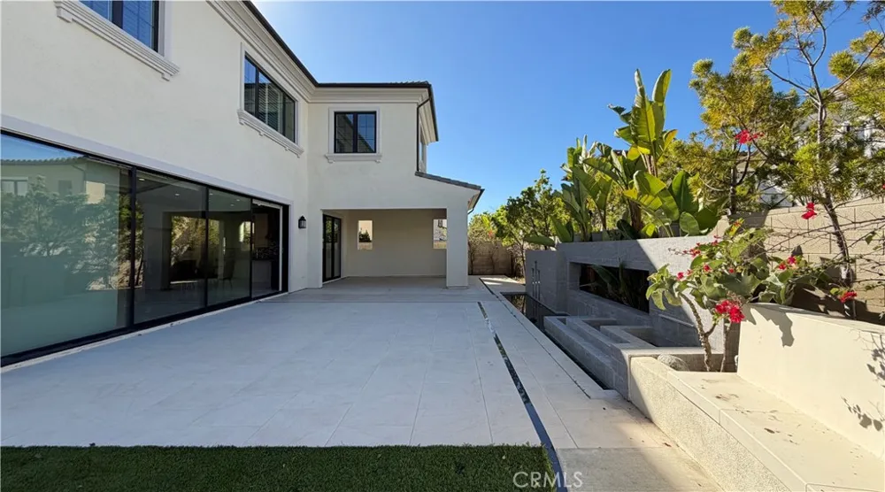 80 Eider Run Irvine, CA 92618