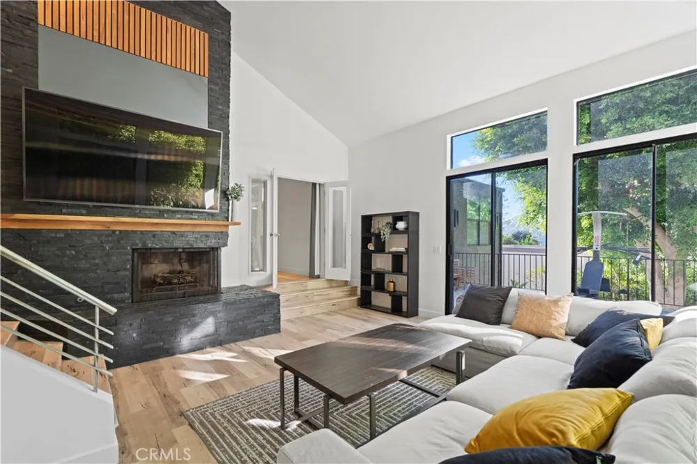 2650 Lisco Place Los Angeles, CA 90046