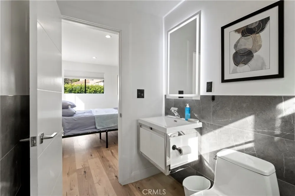2650 Lisco Place Los Angeles, CA 90046