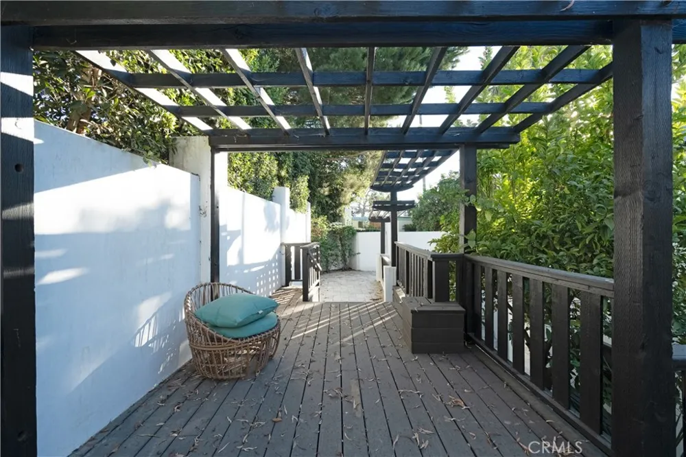 2650 Lisco Place Los Angeles, CA 90046