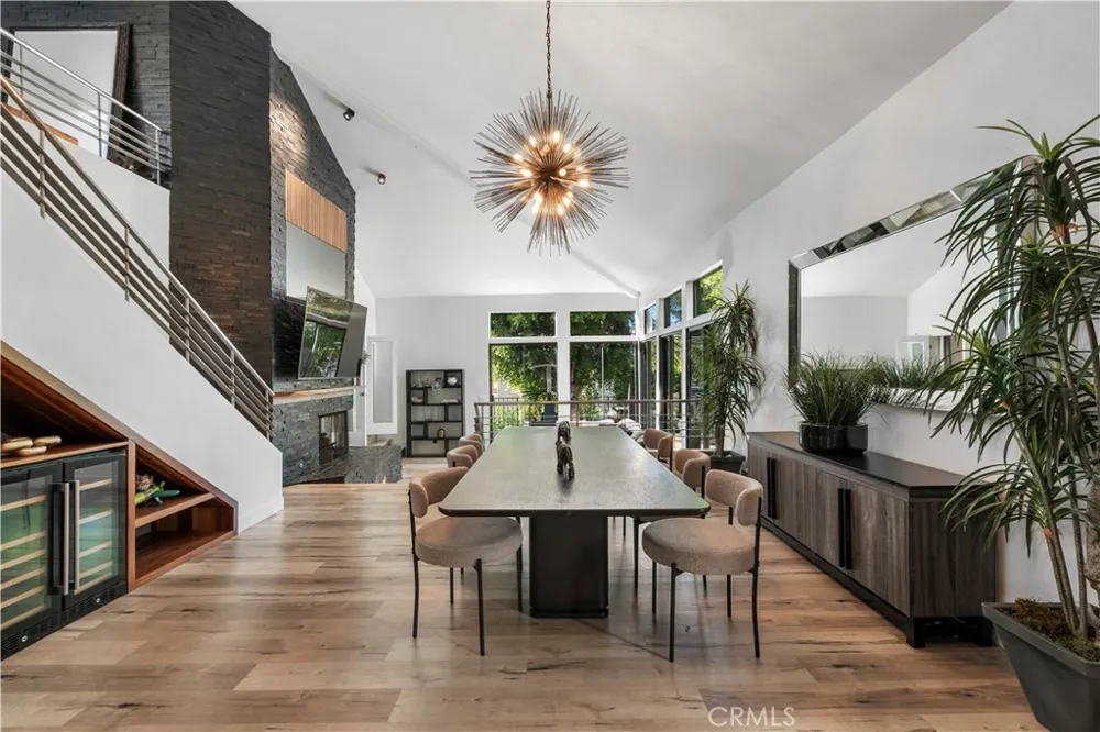 2650 Lisco Place Los Angeles, CA 90046