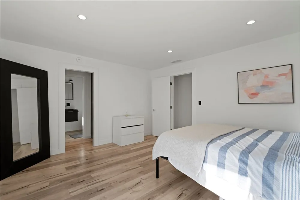 2650 Lisco Place Los Angeles, CA 90046