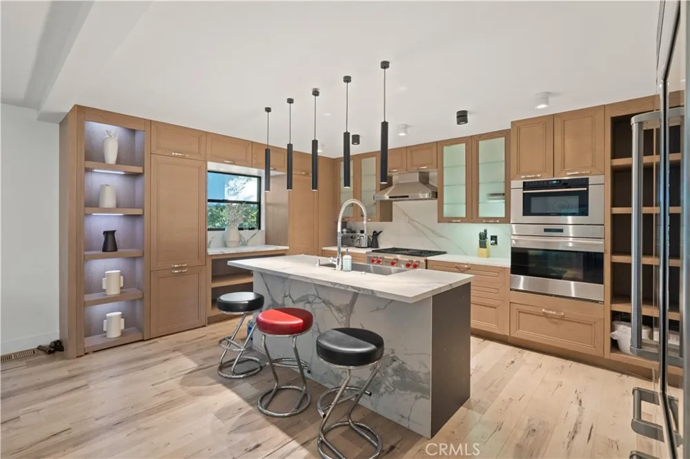 2650 Lisco Place Los Angeles, CA 90046