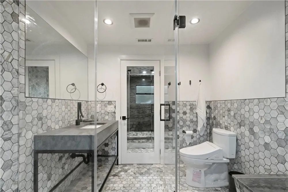 2650 Lisco Place Los Angeles, CA 90046