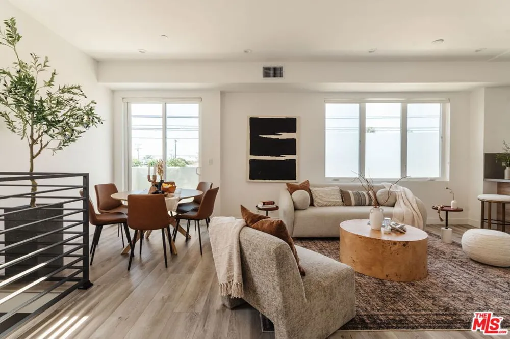 4916 S Centinela Avenue Los Angeles, CA 90066