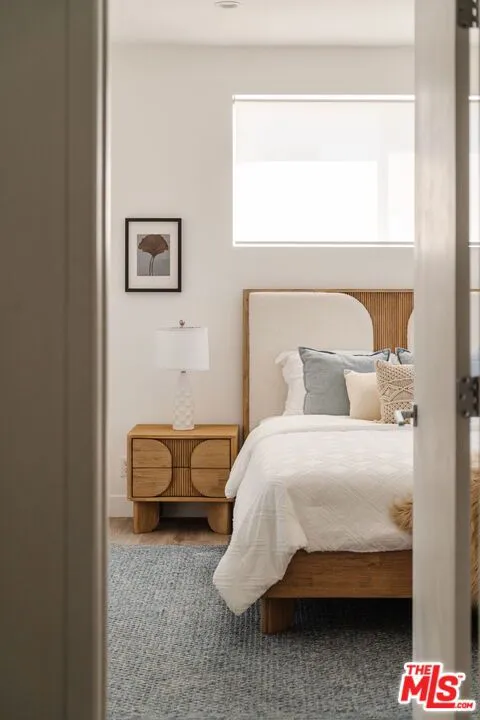 4916 S Centinela Avenue Los Angeles, CA 90066
