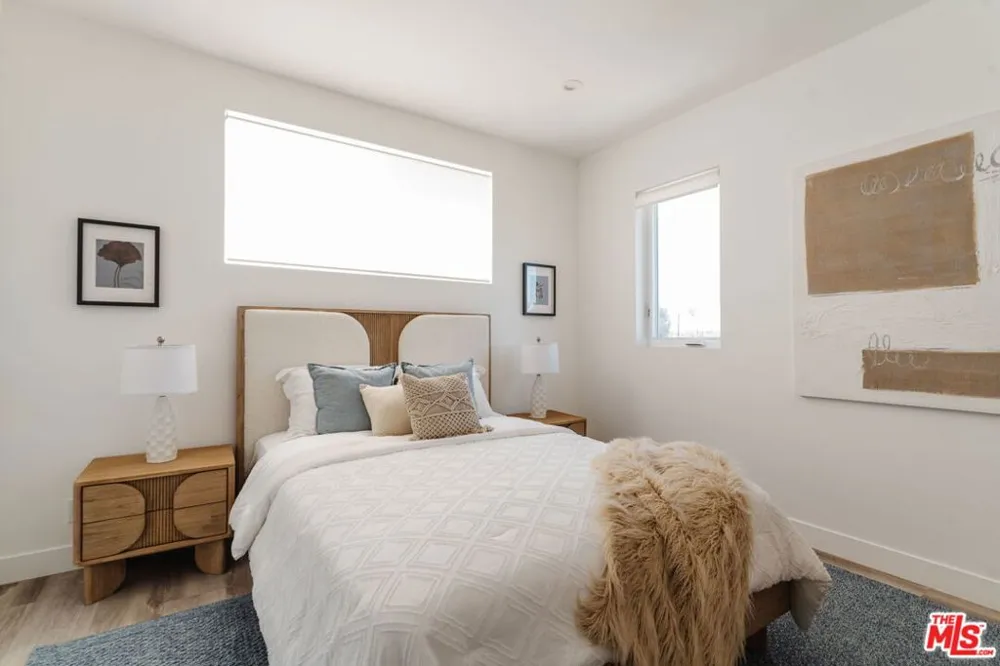 4916 S Centinela Avenue Los Angeles, CA 90066