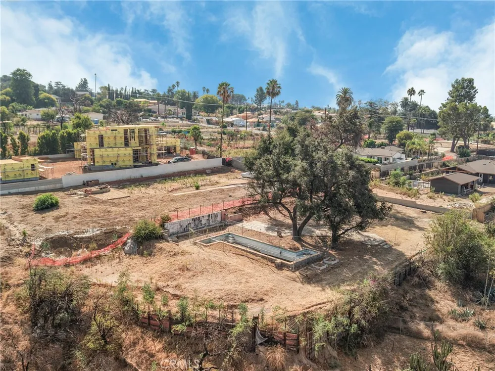 461 W Loma Alta Altadena, CA 91001