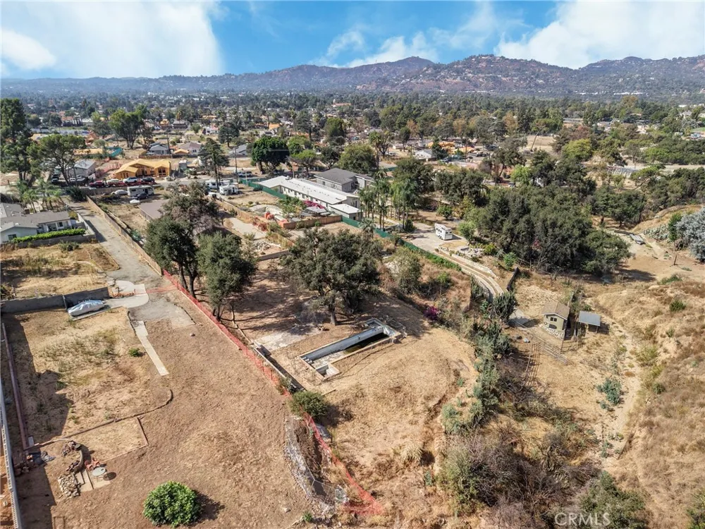 461 W Loma Alta Altadena, CA 91001