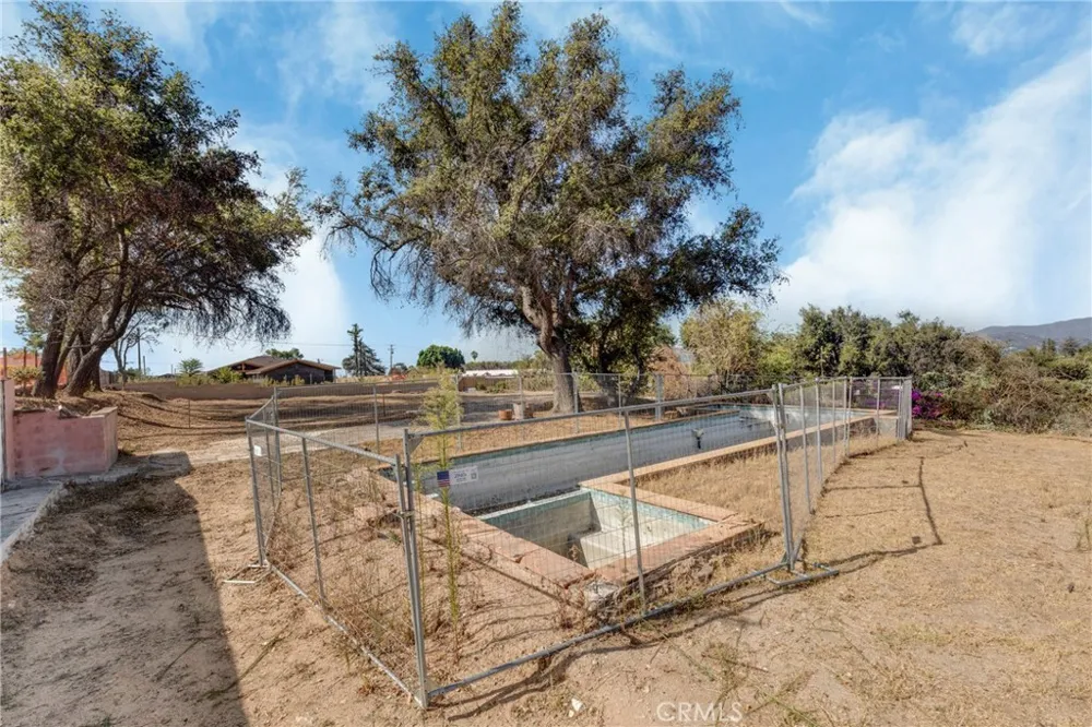461 W Loma Alta Altadena, CA 91001