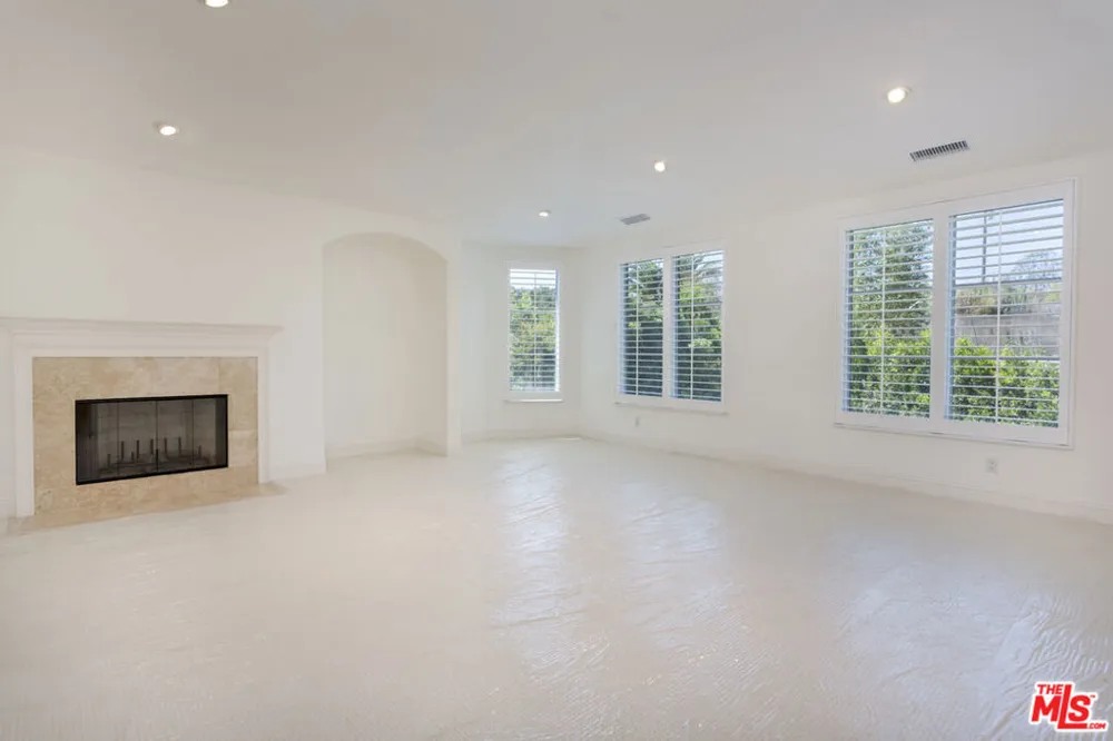 763 Patterson Place Los Angeles, CA 90272