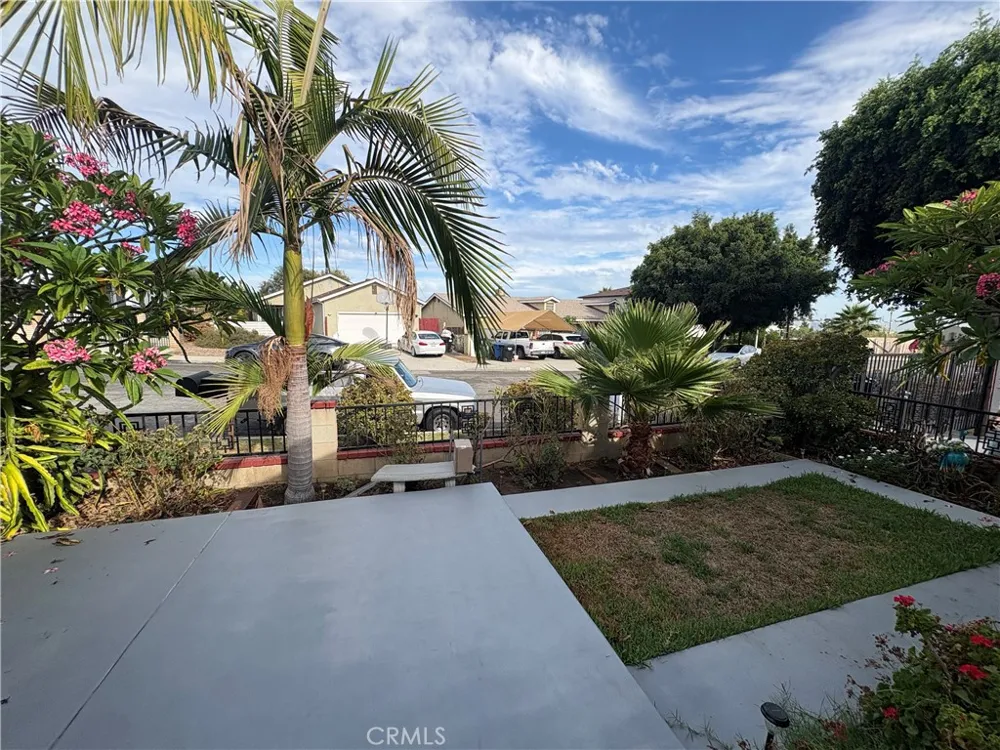 12433 Laurel Avenue Whittier, CA 90605