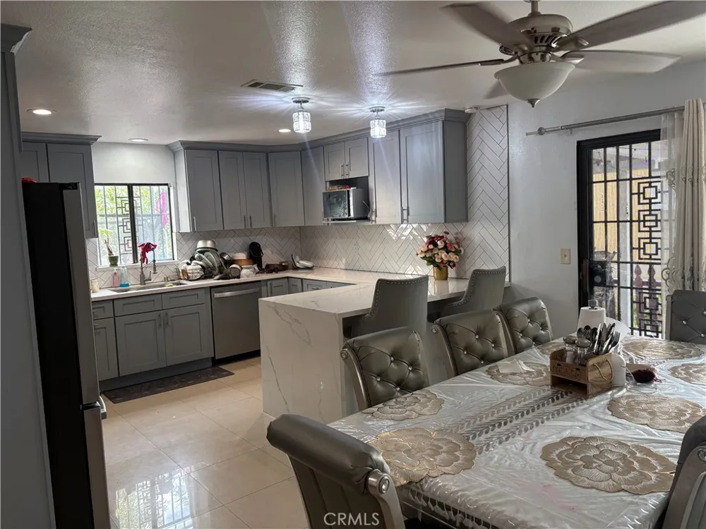 12433 Laurel Avenue Whittier, CA 90605