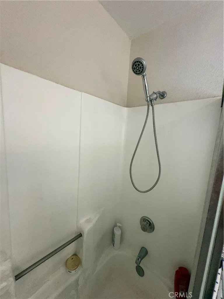 12433 Laurel Avenue Whittier, CA 90605