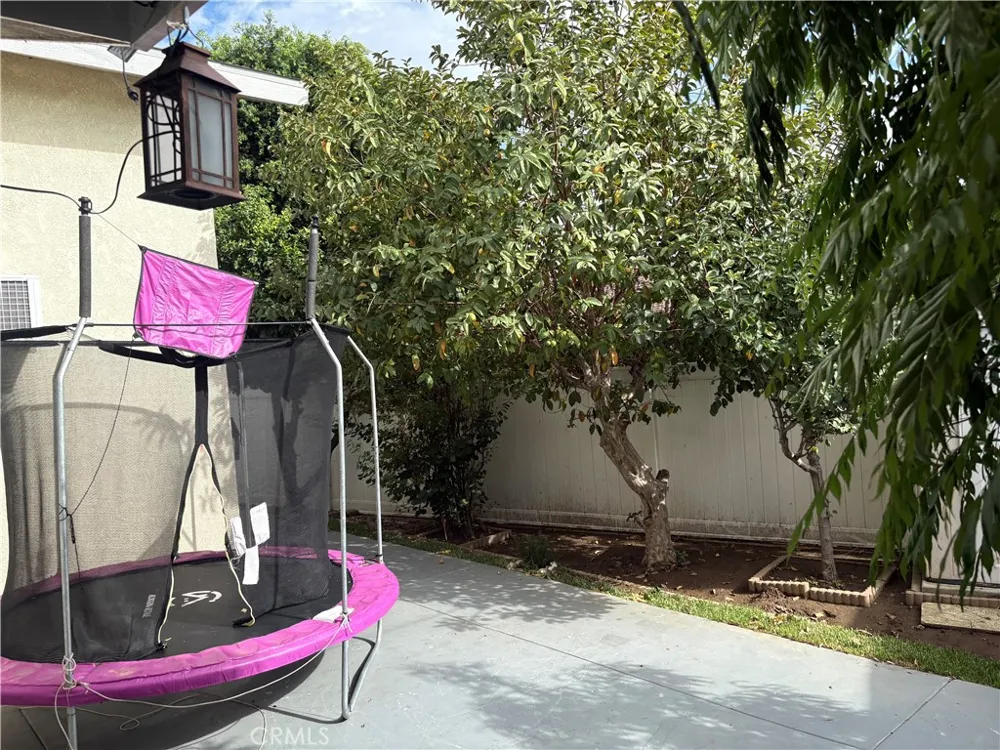 12433 Laurel Avenue Whittier, CA 90605