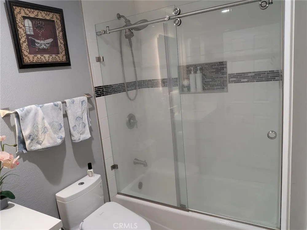 12433 Laurel Avenue Whittier, CA 90605