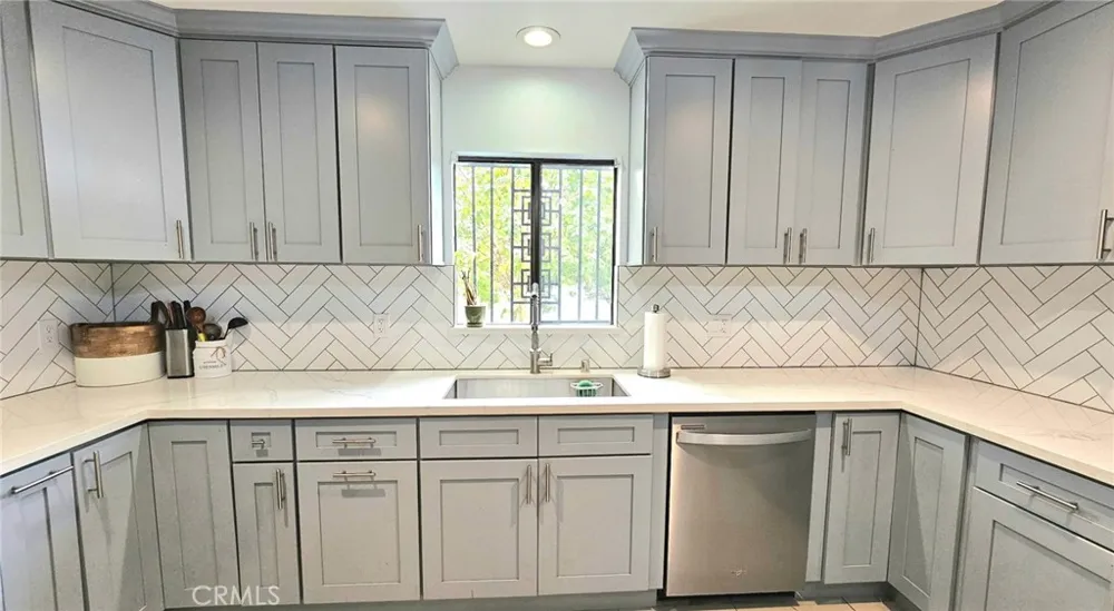 12433 Laurel Avenue Whittier, CA 90605