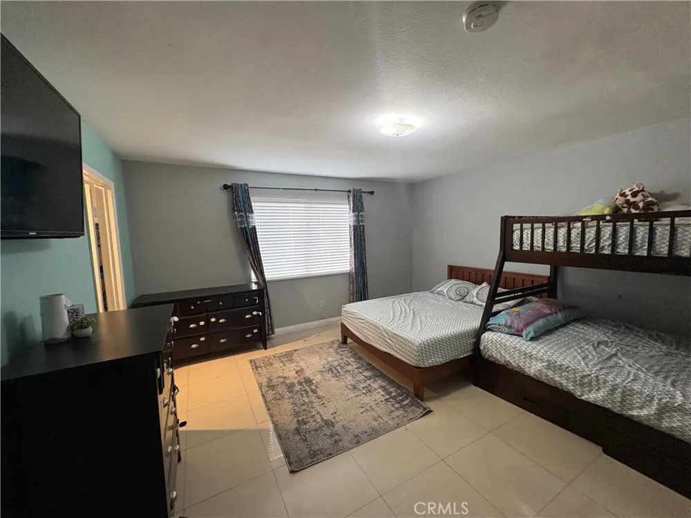 12433 Laurel Avenue Whittier, CA 90605