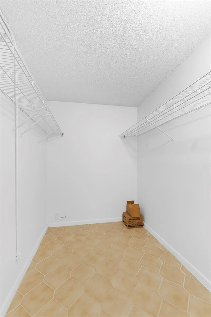 4062 OAKRIDGE F #4062 Deerfield Beach, FL 33442