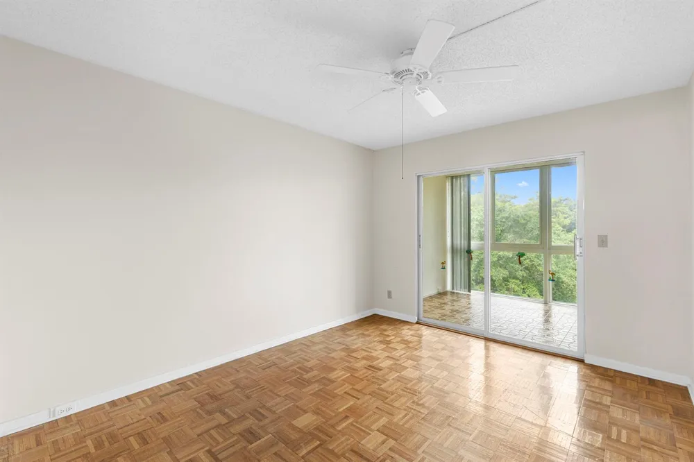 4062 OAKRIDGE F #4062 Deerfield Beach, FL 33442