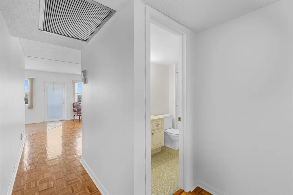 4062 OAKRIDGE F #4062 Deerfield Beach, FL 33442