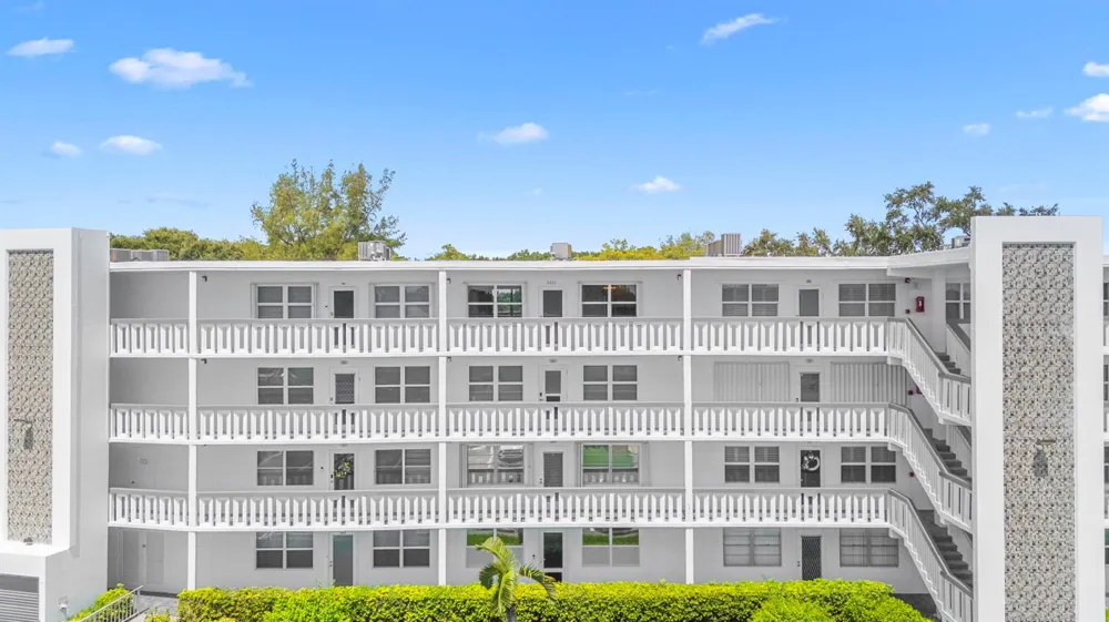 4062 OAKRIDGE F #4062 Deerfield Beach, FL 33442