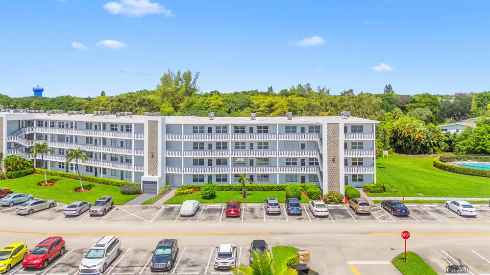 4062 OAKRIDGE F #4062 Deerfield Beach, FL 33442