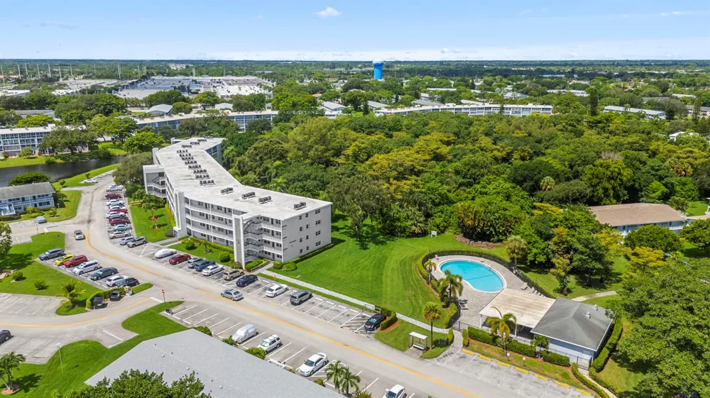 4062 OAKRIDGE F #4062 Deerfield Beach, FL 33442
