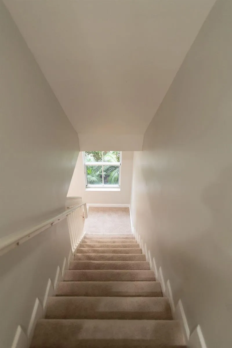 2326 Vintage Circle Lighthouse Point, FL 33064