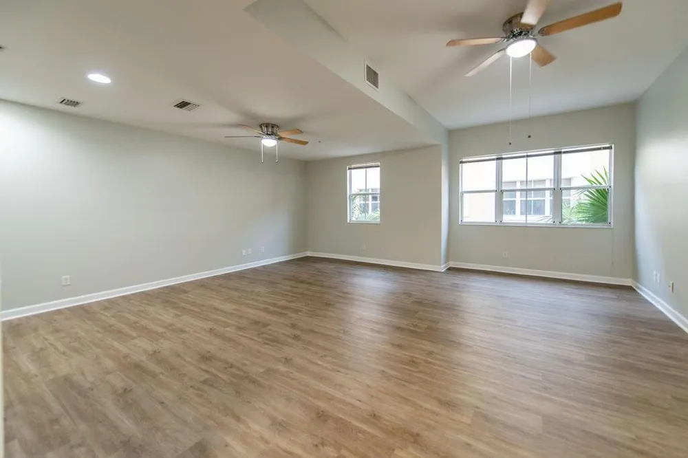 2326 Vintage Circle Lighthouse Point, FL 33064
