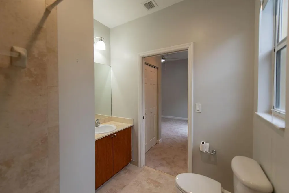 2326 Vintage Circle Lighthouse Point, FL 33064