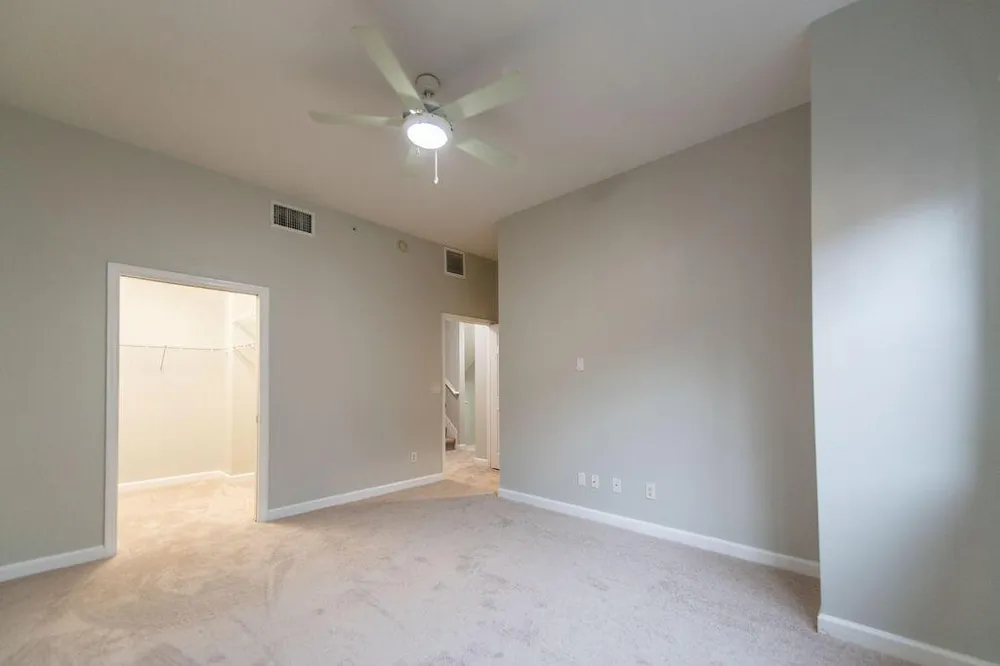 2326 Vintage Circle Lighthouse Point, FL 33064
