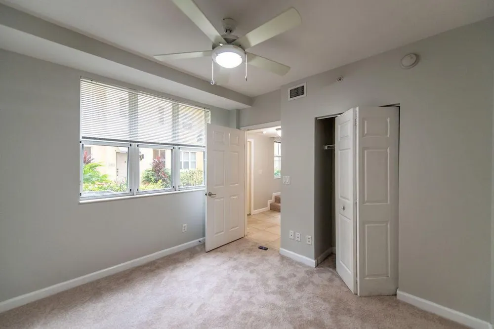 2326 Vintage Circle Lighthouse Point, FL 33064