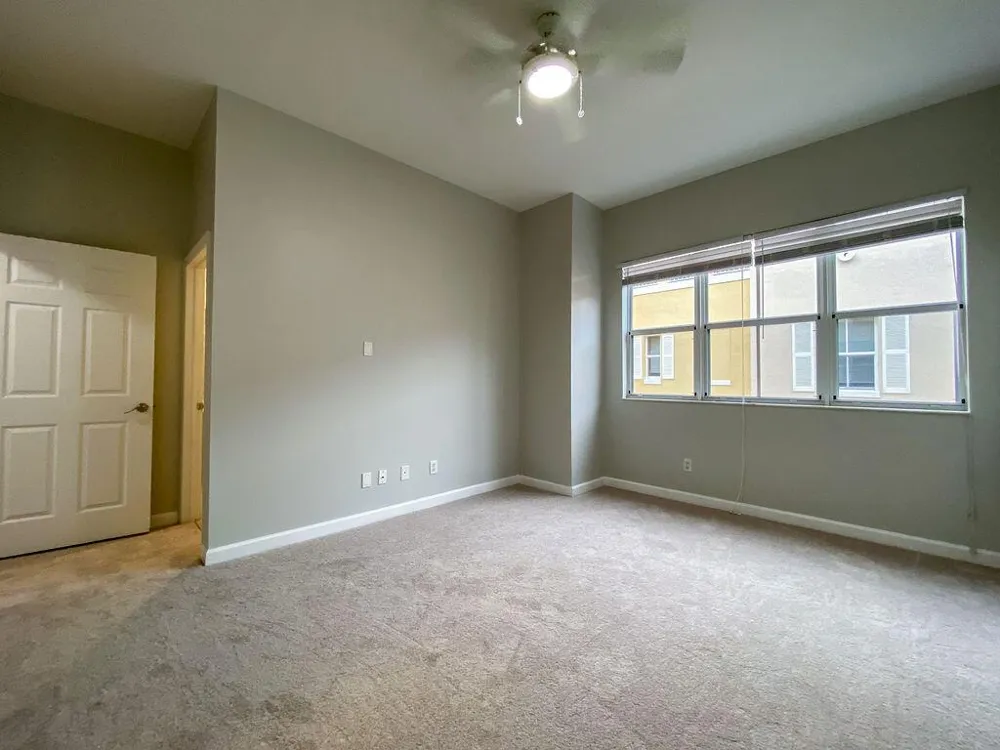 2326 Vintage Circle Lighthouse Point, FL 33064