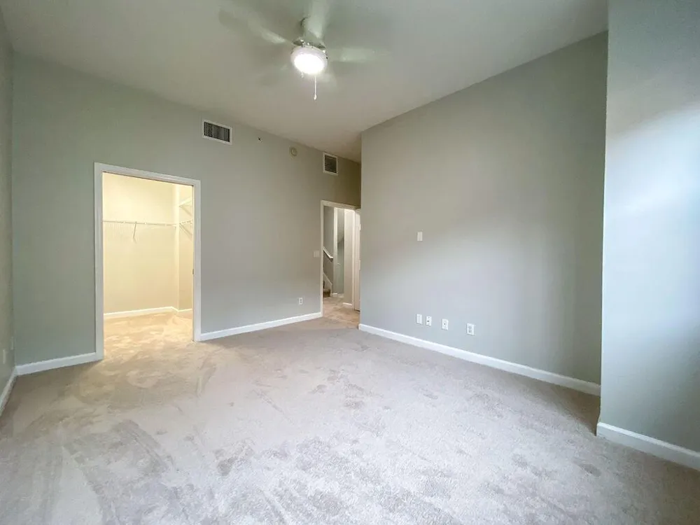2326 Vintage Circle Lighthouse Point, FL 33064