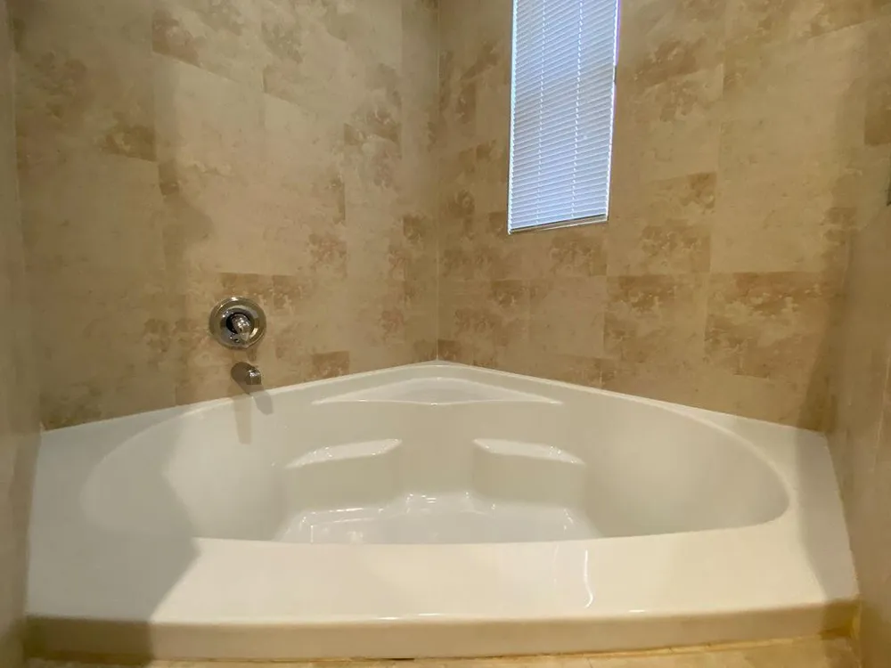 2326 Vintage Circle Lighthouse Point, FL 33064