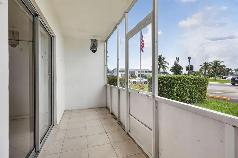 79 CHATHAM D West Palm Beach, FL 33417